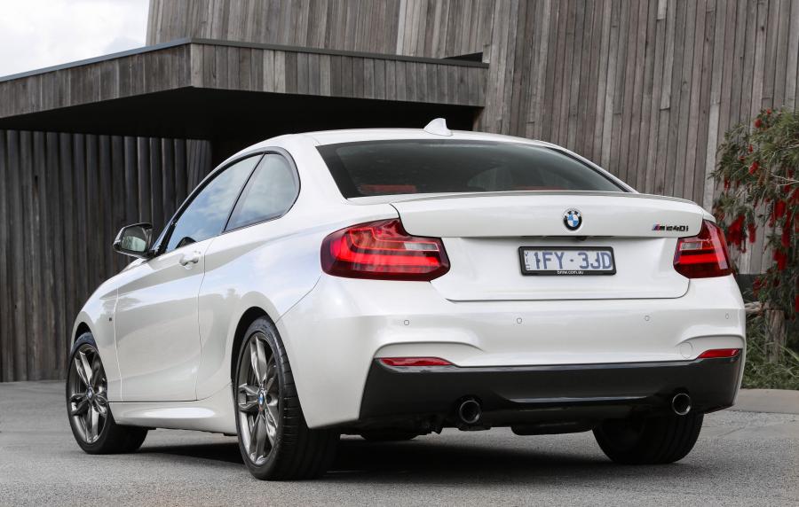  BMW M240i Coupe 2016 года  (AU) (фото 2 из 21)